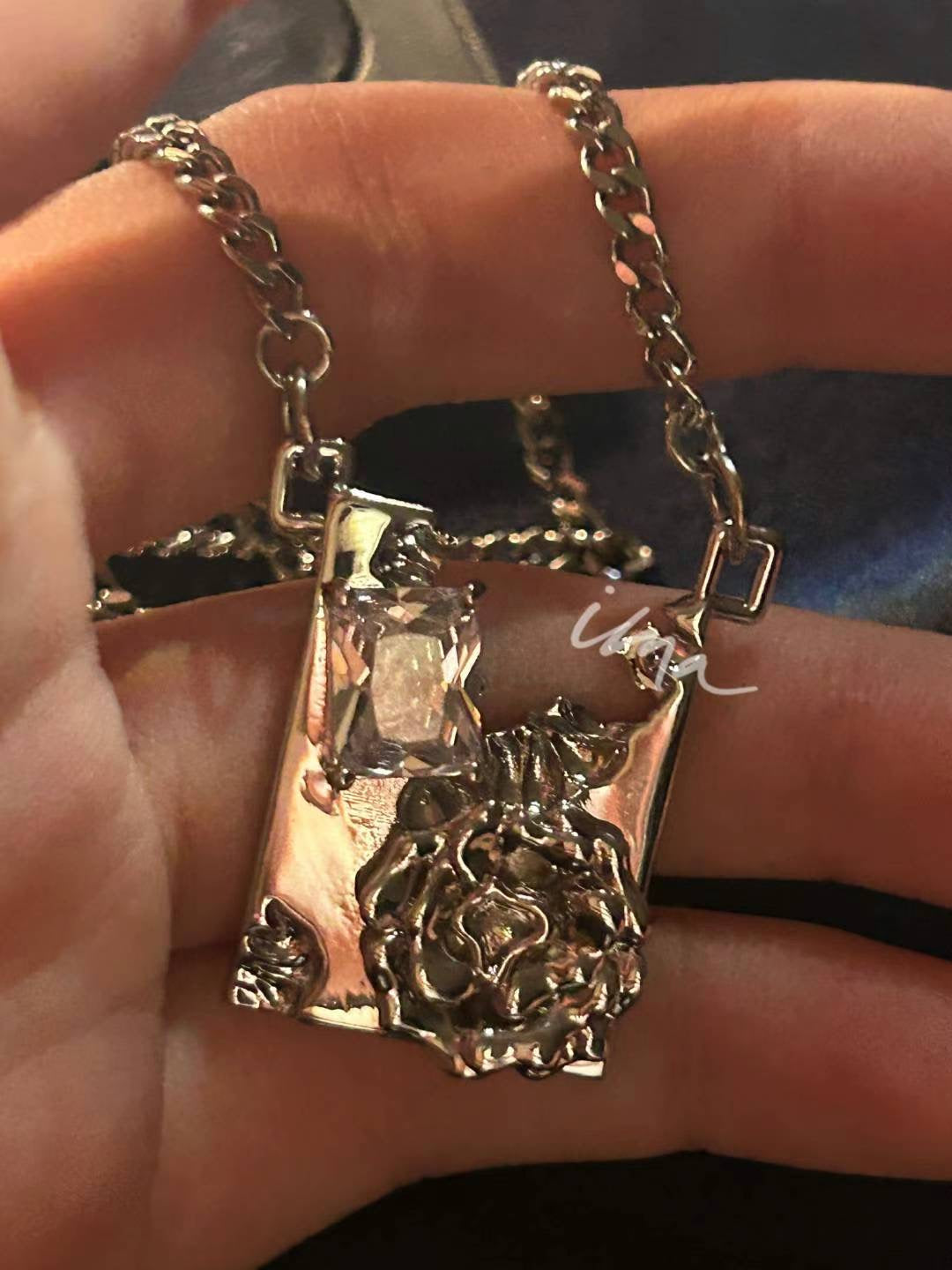 Rose zircon necklace