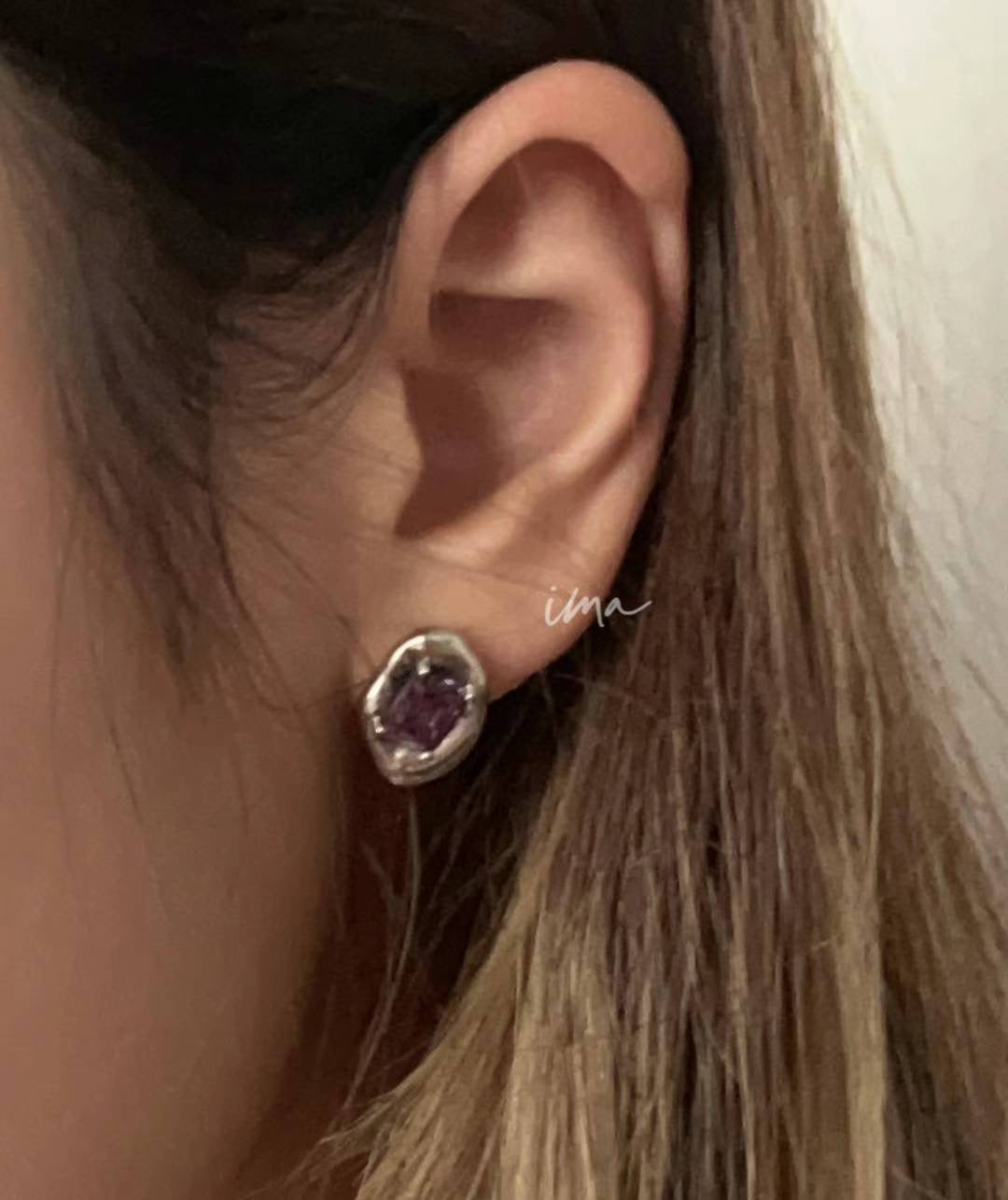 Silver lacquer with purple zircon earrings