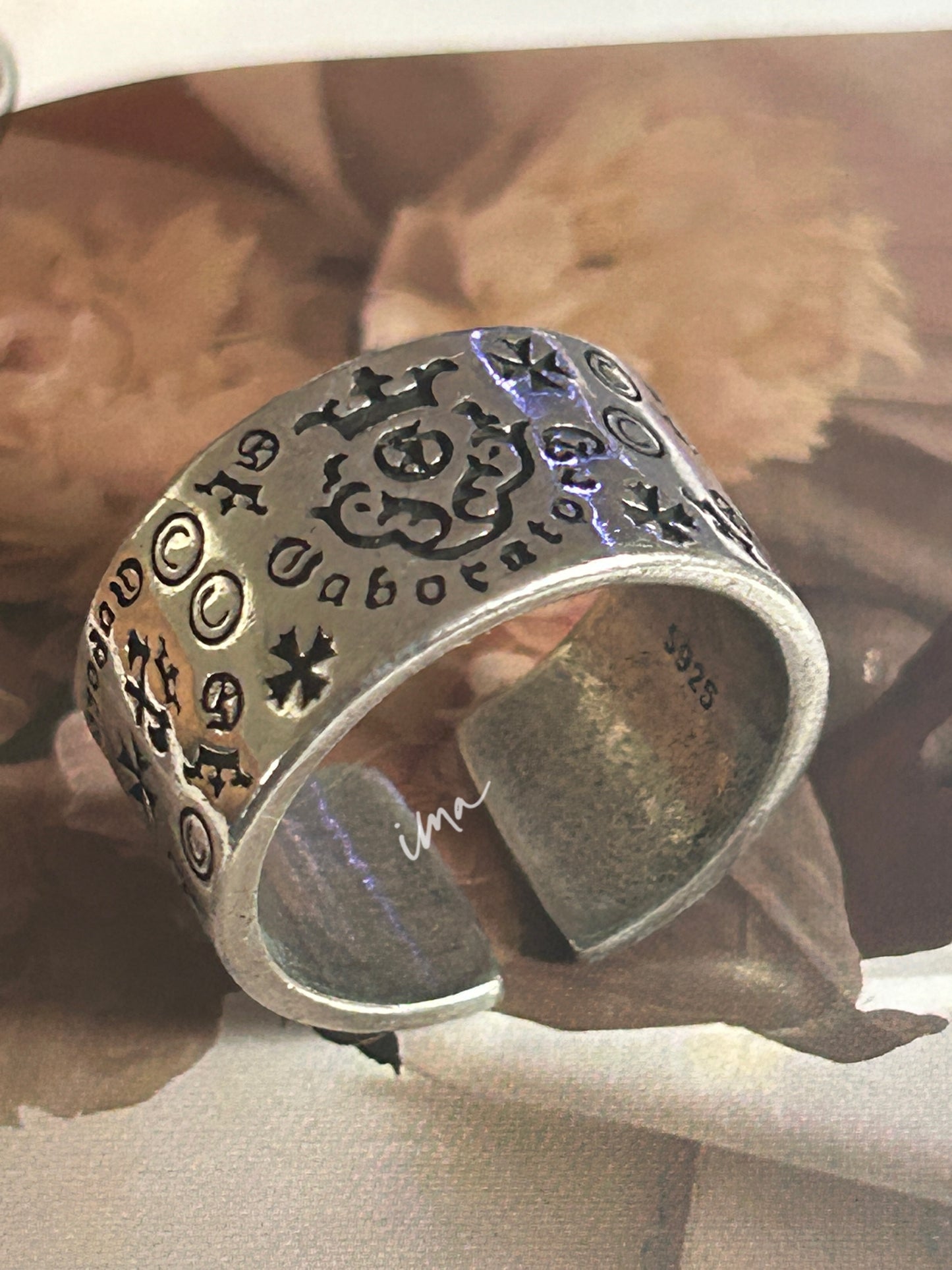 hip-hop ring