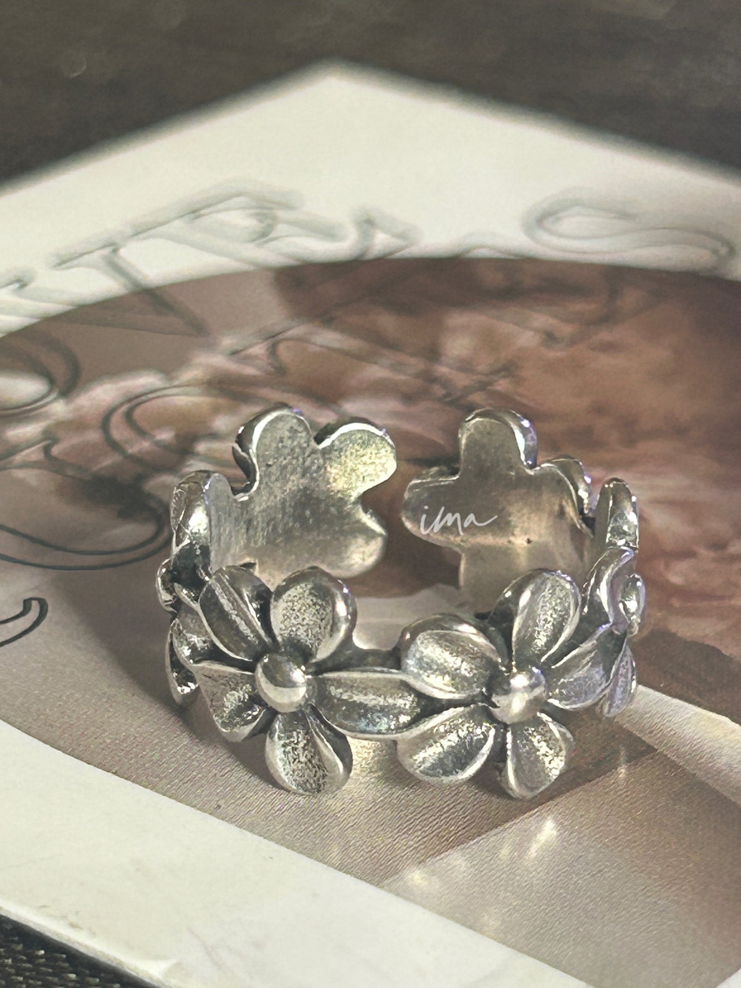 five flower ring