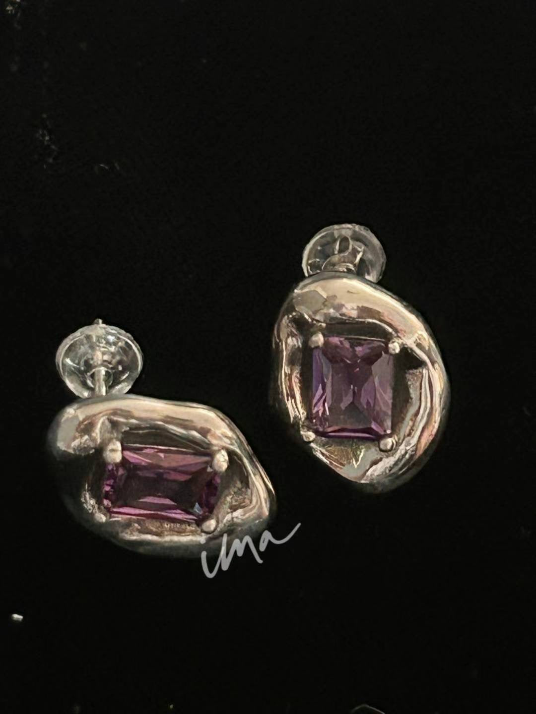 Silver lacquer with purple zircon earrings