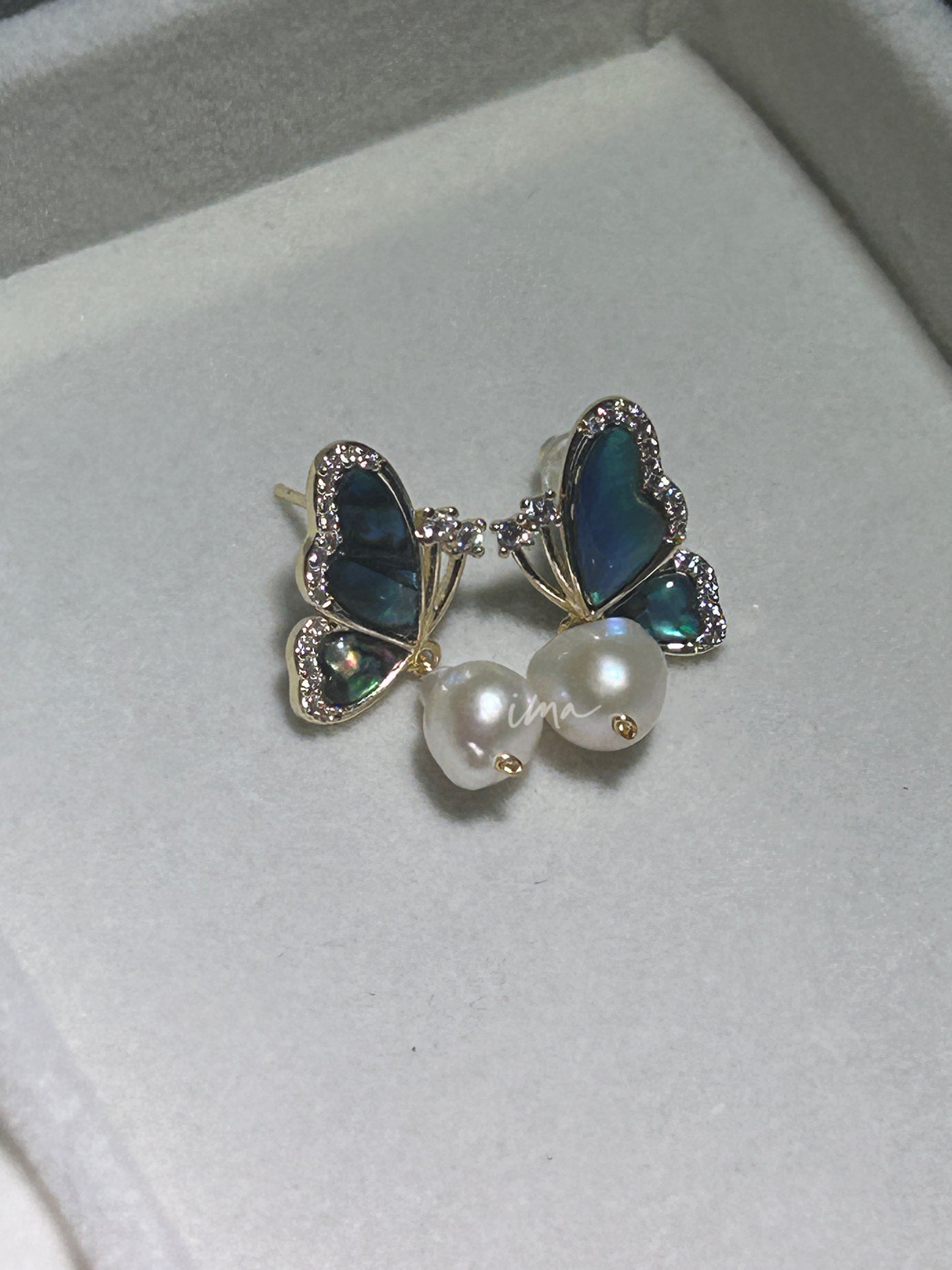 Abalone shell butterfly pearl stud earrings