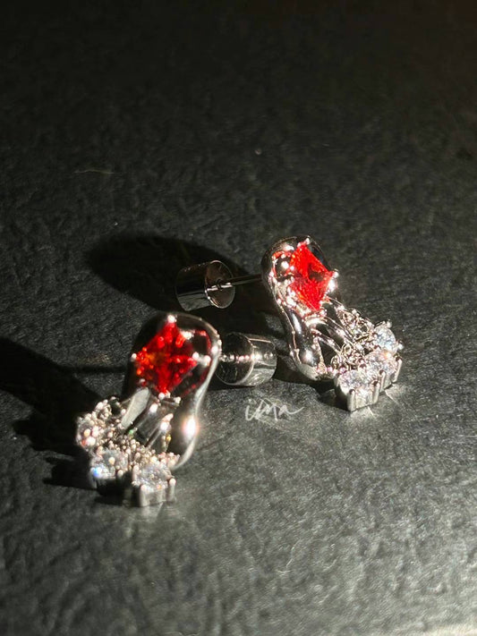 VIGG Flame red stud earrings