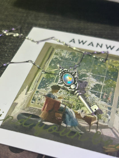 Moon Trace Necklace