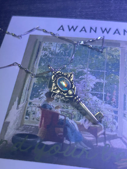 Moon Trace Necklace
