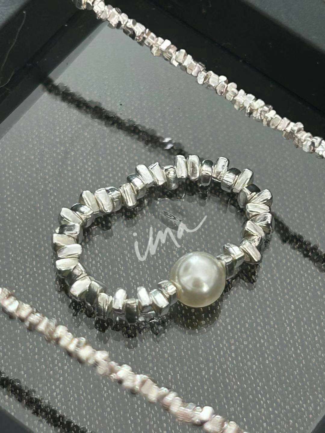 Broken silver pearl set