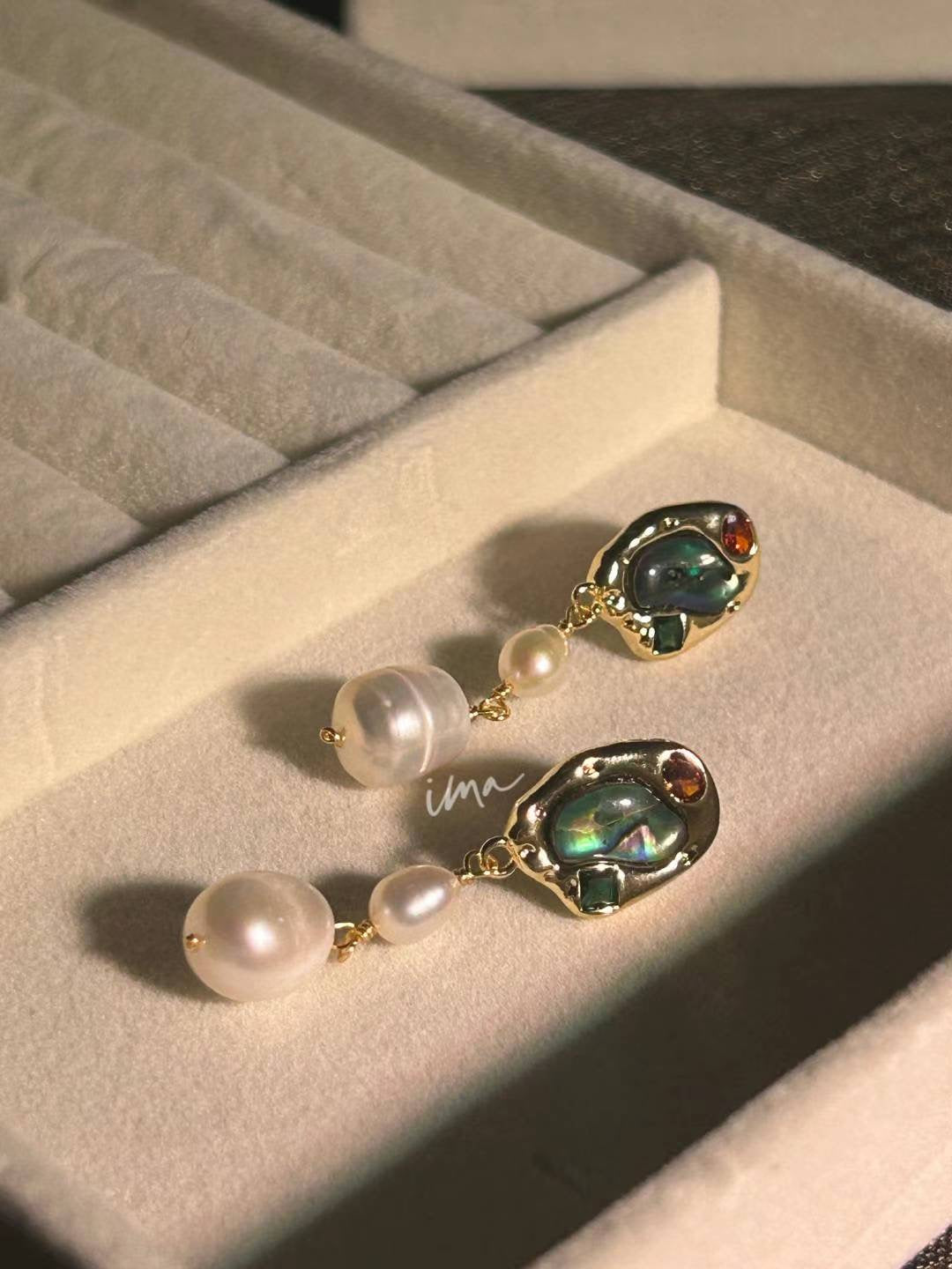 Abalone Shell Pearl Earring Palette